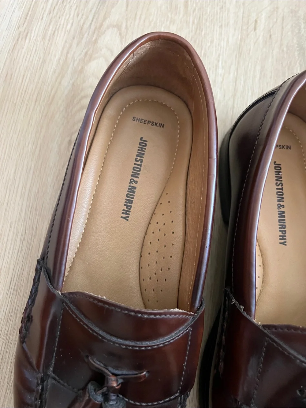 Johnston & Murphy Men's Hayes Sheepskin Tassel Loafers Burgundy Made In Brazil